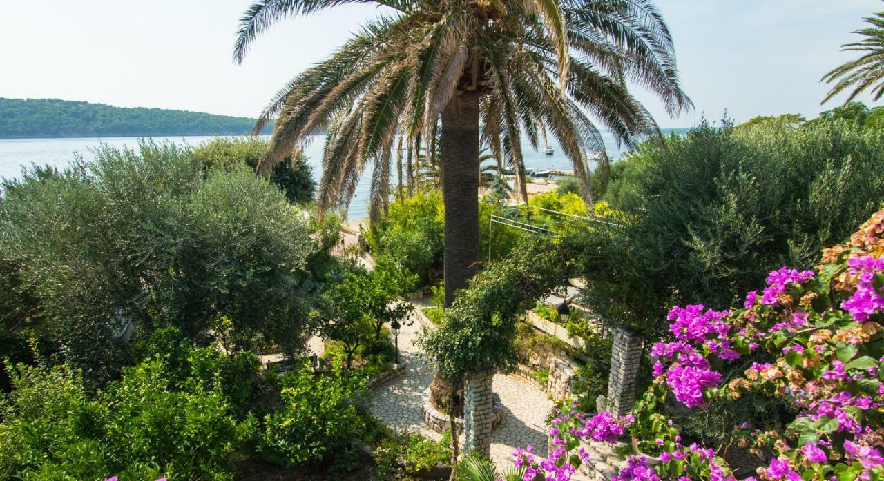 Apartments Picolo Paradiso Miljenko Debelic Barbat na Rabu Εξωτερικό φωτογραφία