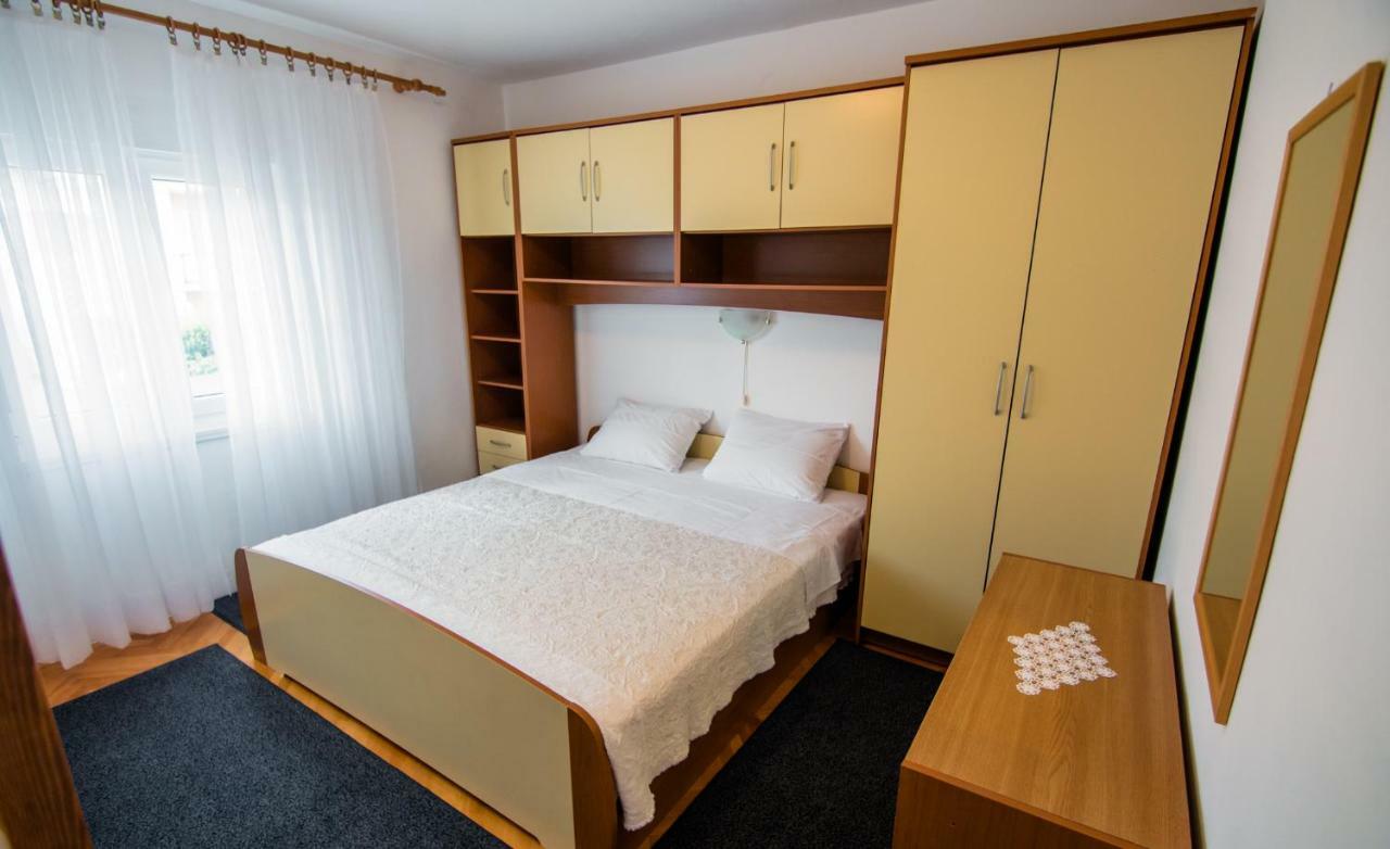 Apartments Picolo Paradiso Miljenko Debelic Barbat na Rabu Εξωτερικό φωτογραφία